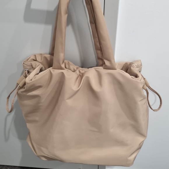 Country Road 2021 Season Drawstring Bag - Picture 2 of 3